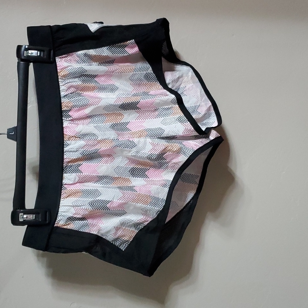 Victoria's Secret Victoria Sport running shorts m